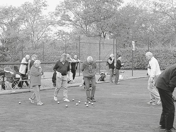 38 23 Tennis-Club Hämelerwald Der TCH wurde am 31. Januar 1978 gegründet und ist ein selbstständiger, gemeinnütziger Verein.