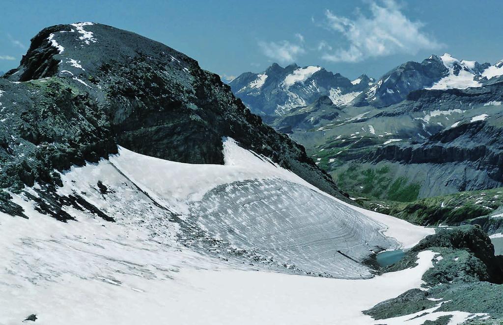 > Hydrologisches Jahrbuch der Schweiz 212 BAFU 215 12 3.2 Gletscher Die Gletscher hatten auch im hydrologischen Jahr 211/12 wieder starke Massenverluste zu verzeichnen.