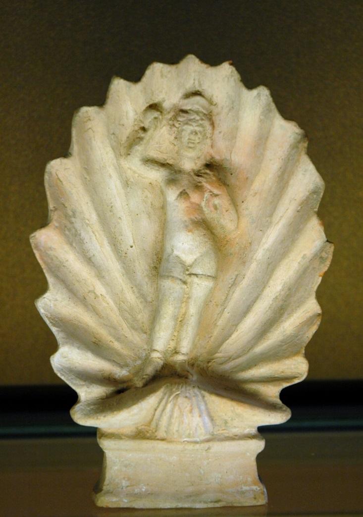 15.03 Mythologie Oft als "Schaumgeborene" bezeichnet, entsteht Aphrodite in der griechischen Mythologie aus den Genitalien von Uranos (Himmel).