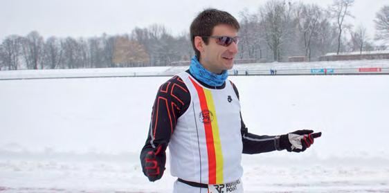 Vom Wettkampfgeschehen Laufen in der Freien Technik Wenn eine Veranstaltung mit Winter-Laufserie betitelt wird, darf man, Läufer wie Organisatoren, sich nicht wundern, wenn dann auch mal Schnee auf