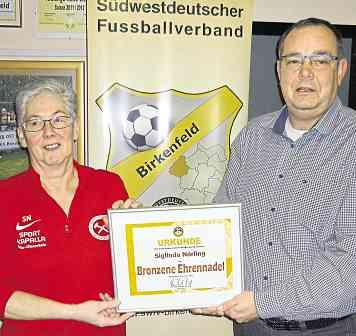Wir sprachen mit den beiden Kreisvorsitzenden Thomas Dubravsky (Bad Kreuznach) und Axel Rolland (Birkenfeld) über ihre Arbeit und die Entwicklungen im Fußball.