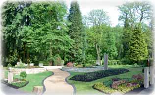 Dauergrabpflege werden von der Rheinischen Treuhandstelle für Dauergrabpflege GmbH verwaltet. Die Arbeit der Friedhofsgärtner wird gemäß den Dauergrabpflegerichtlinien regelmäßig kontrolliert.