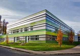 Weitere Protonentherapie- / Schwerionentherapiezentren in Deutschland sind: Heidelberger Ionenstrahl-Therapiezentrum (HIT) Rinecker Proton Therapy Center (RPTC) in München Universitäts Protonen