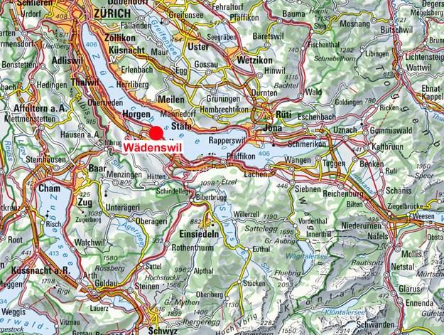 Wädenswil Lage Wädenswil liegt am oberen linken Zürichseeufer am Zimmerberg an der Autobahn A3 Zürich-Chur. Zur Stadt Wädenswil gehören auch die Ortsteile Au und Berg.