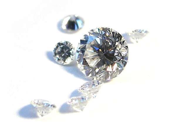 Diamanten sollen 1-3 Milliarden Jahre alt sein.