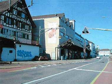 4 000 m² Verkauf mit Umzonungsauftrag Liquidation Bank Linth Uznach Restaurant Krone Einsiedeln SZ Immobilie /