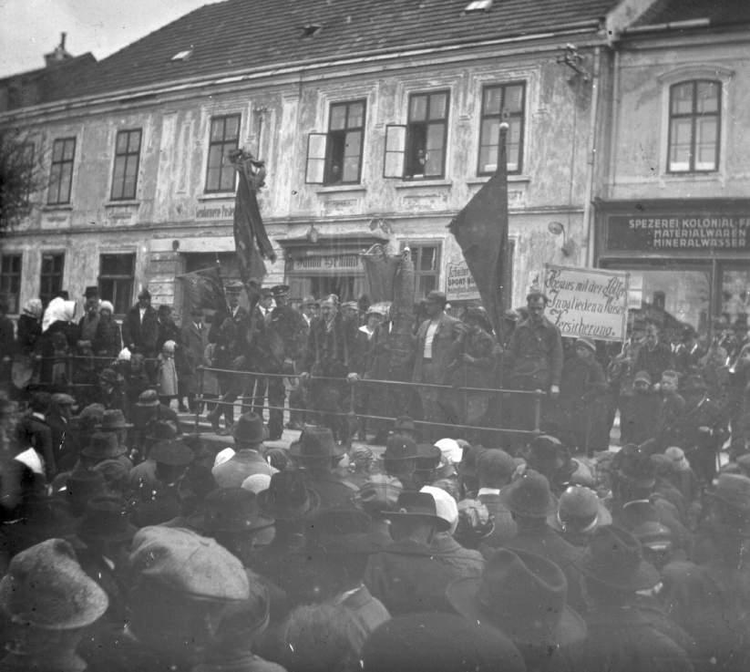 Demonstrationen, Aufmärsche,