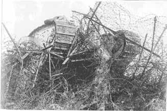 mechanische Schäden ausfielen so konnte mit den verbliebenen 14 Tanks ein 3 Kilometer tiefer Einbruch in die deutschen Linien erreicht werden. ablegen.
