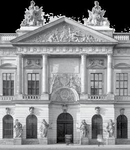 4 Museum und Ausstellungen DAS ZEUGHAUS Die Grundsteinlegung des Zeughauses erfolgte 1695 unter Kurfürst Friedrich III. Ab 1730 diente das Gebäude als Waffenkammer.