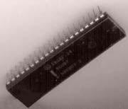 2 Entwicklung der Mikroprozessoren 2 Entwicklung der Mikroprozessoren (2) Beispiel Intel: Leistungssteigerung 1975-2000: 1974: Intel 8080 (erste universelle 8-Bit CPU auf einem Chip) 1978: Intel 8086