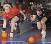 Aktuell 3 Sportler des Jahres Daniela Kicker und Jürgen Zeitler gewählt Bei der Wahl zur Sportlerin und zum Sportler des Jahres 2009 des Deutschen Kegler- und Bowlingbundes (DKB) wurden im