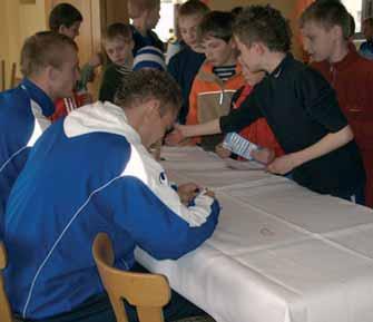 FC Magdeburg statt. 44 Kinder nahmen eine Woche lang täglich von 9 bis 16 Uhr an diesem Freizeitangebot teil.