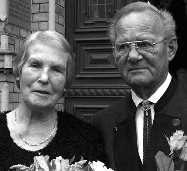 Personalia Goldene Hochzeit Am 21. Oktober 2011 konnten Renate und Gerhard Ludek das Fest der Goldenen Hochzeit feiern. Im Herbst des Schicksalsjahres 1961 schlossen sie den Bund für das Leben.