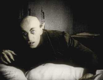 WARUM DIE NOSFERATU NICHT VERFLUCHT WURDEN": Zu folgendem wiederkehrenden Statements: "Die Nosferatu werden auch als "die Verdammten" bezeichnet, und dieser