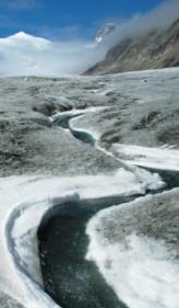 Bedeutung Gletscher: - Gletscher bedecken nur 3% des Gesamteinzugsgebietes - Pegelkontrollbereiche teilweise jedoch stark vergletschert (bis 36%) - Eisschmelze bedeutend bei Schönwetter für Tagesgang
