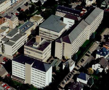 Einleitung: St. Martinus-Hospital Vorstellung des Krankenhauses Im Jahre 2006 durfte das St.