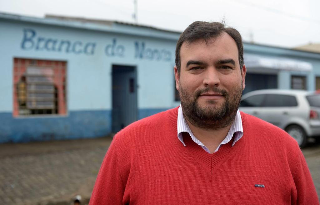 Cleider da Cunha, Dezernent für ländliche Entwicklung von Canguçu, unterstützt die