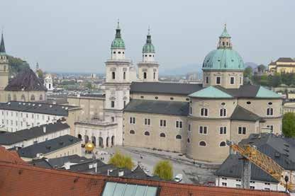 Weltkulturerbe Altstadt Salzburg Die Stadt, ihr dramatisches Stadtbild und historisch bedeutende Stadtstruktur sowie eine große Anzahl von wichtigen kirchlichen und säkularen