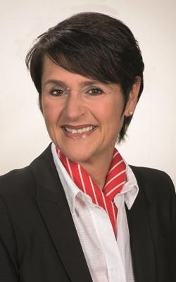 Ihre Ansprechpartner Immobilienberaterin: Ines Leibrock Telefon: 0671 94-50132 Mobil: +49 160 1275579 E-Mail: Ines.