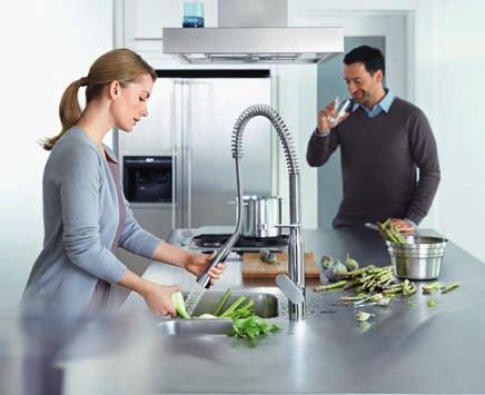 GROHE K7 für hobbyköche - aus LeiDenschaft Mit der K7 definieren wir den Mittelpunkt in Ihrer Küche neu.