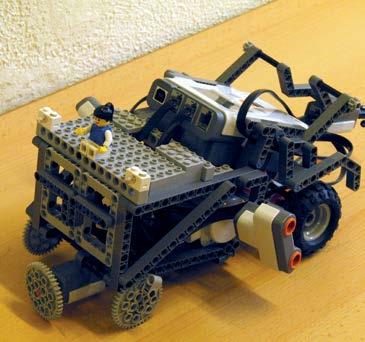 weiterführenden städtischen Schulen dazu eingeladen hat, kreative Roboterprojekte auf Basis des Systems Lego Mindstorms NXT zu realisieren (http://progwett.eschool.de/).