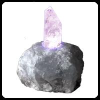 Unsere Wellnessleuchte Monumental wird für Sie in zwei verschiedenen Ausführungen gefertigt: Natural Bergkristall alle gute Gedanken entspringen diesem Stein!