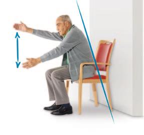Übung 3 Rumpfmuskulatur Übung 3.3: Obere Rückenmuskulatur Sitzen Sie auf einen Stuhl. Neigen Sie den Oberkörper mit geradem Rücken leicht nach vorne.