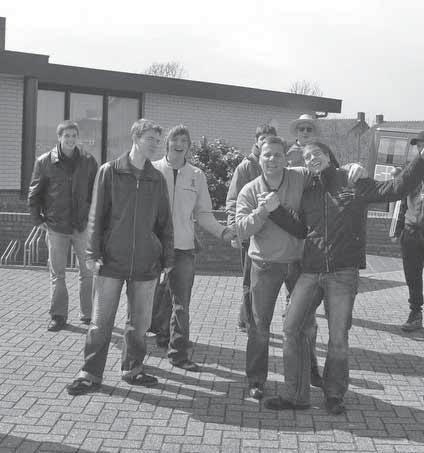 Zoutelande (Holland) 2008 Auch dieses Jahr war es wieder so weit: Die gesamten Hockeyherren des DSC Preußen Duisburg versammelten sich am ersten April-Wochenende, um gemeinsam nach Holland, in das