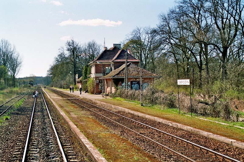 Abb. 19 Der Bahnhof Dąbroszyn wird nur noch als Haltepunkt genutzt.