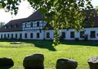 Jahrhunderts errichtet und beherbergt heute die Heimatstube des Ortes und einen Kindergarten. Auch das Herrenhaus Nenkersdorf wurde in der Mitte des 18. Jahrhunderts gebaut.