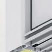 außergewöhnlichen Wärmeschutz 3 verstellbare dreiteilige Rollentürbänder 3 fach automatischer Fallenriegel 3 mm Aluminium-Deckschicht außen 3 Scheiben Wärmeschutzglas ( U