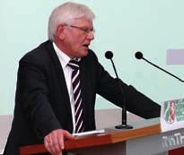 8 VERKEHRSWACHT INTERN holgehalt verbietet. Schließlich sollte der Antrag auch auf der DVW-Hauptversammlung im Juni 2012 in Magdeburg zur Beschlussfassung vorgelegt werden.