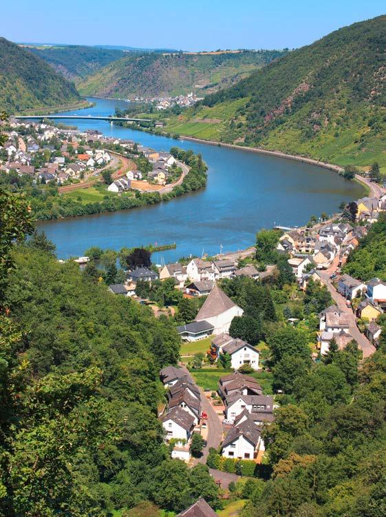 HERZLICH WILLKOMMEN Tag 1 ein wundervoller Urlaub an Mosel, Lahn und Rhein steht Ihnen bevor.