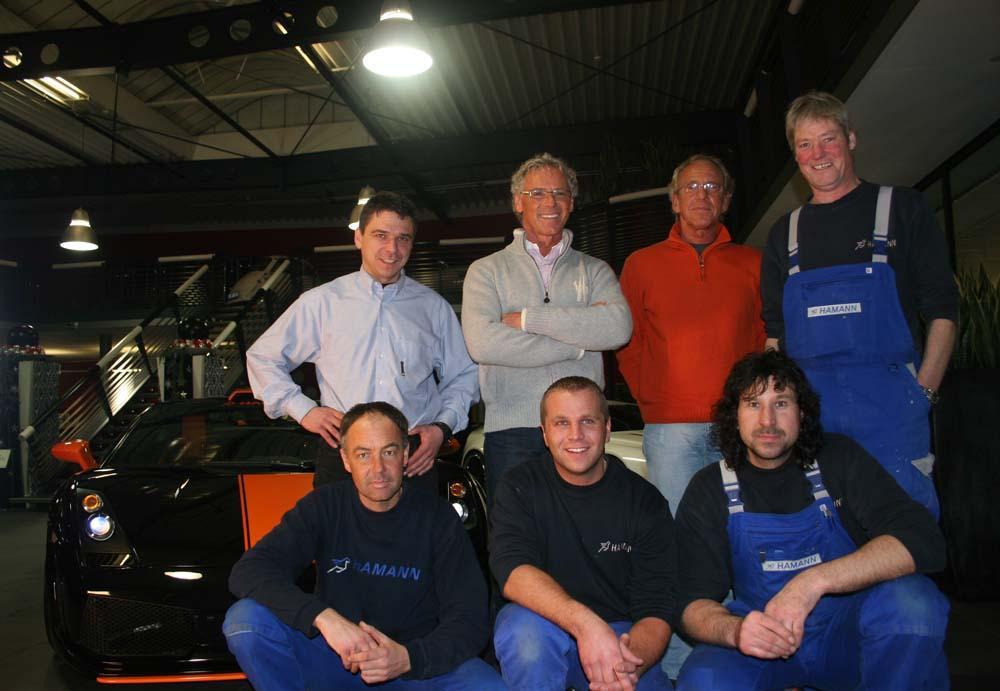 23:15 Uhr DMAX DOKU Das Millionen-Tuning - Aufmotzen für Superreiche Seit 1986 veredelt Richard Hamann mit seinem Team aus erfahrenen Rennsport-Ingenieuren Straßenfahrzeuge verschiedenster Klassen