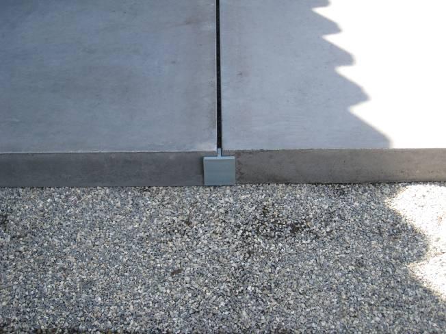 Die SIA 271 fordert für die Oberfläche der Betonkonstruktion ein Mindestgefälle von 1.5 %. Bild 8: Befahrbare Betonplatten 6.