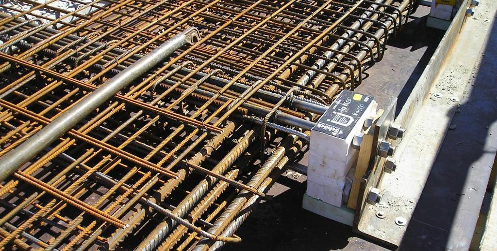 Thermische Trennung Stahl Stahlbeton Einbau mit Schablone 2017
