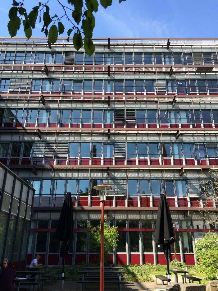 Gebäude R12V rot Universitätsstr.2, 45141 Essen Baujahr 1974 Gesamtfläche 3.323 m² Hauptnutzfläche (NF1-6) 2.