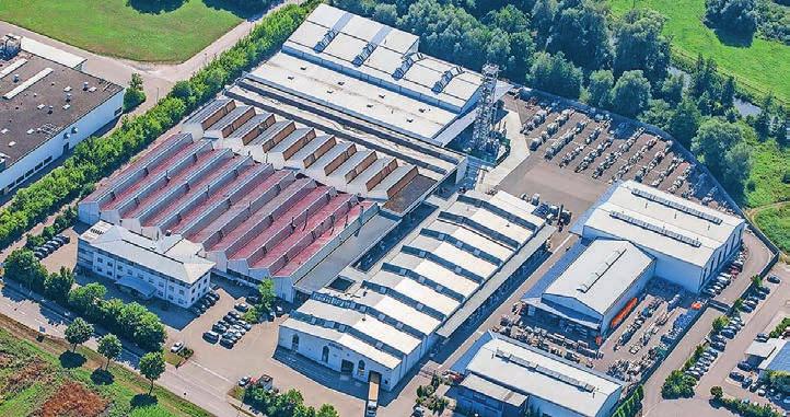 Das in Asbach-Bäumenheim ansässige mittelständische Unternehmen GEDA-Dechentreiter GmbH & Co.KG entwickelte sich in den letzten 85 Jahren zu einem führenden Hersteller von Bauund Industrieaufzügen.