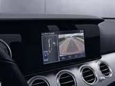 Die 360 -Kamera überträgt ein realitätsnahes Bild auf das Display des Multimediasystems und unterstützt so beim Parken und Rangieren.