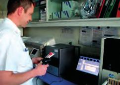 Qualitätsbericht 2010 MRSA Screening im UKH Lorenz Böhler (UB) Seit Anfang Mai 2010 steht im UB für das MRSA (Methicillinresistenter Staphylokokkus aureus) Nasen-Screening eine PCR