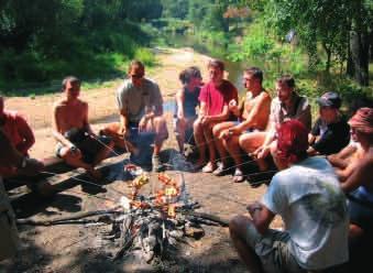 Wie bereits 2001 wollen wir die Tour am Samstag, den 11.07.2015 über FAM Reisen Kadrnoska aus Gmünd organisieren. Mit dem Kanu auf der Lainsitz Auszug aus dem Folder der Fa.