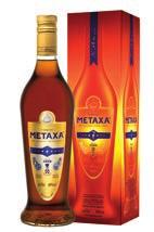 METAXA 5-Stern enthüllte Sanftheit: Nach mindestens 5-jähriger Reife in Eichenfässern erhält diese griechische Spirituosenspezialität ihren typisch harmonischen, angenehm warmen Geschmack.