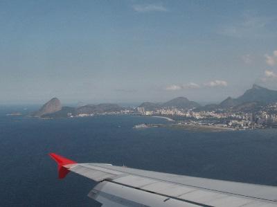 Mit einer spektakulären Landung auf dem nationalen Flughafen beginnt der spannende Aufenthalt in Rio