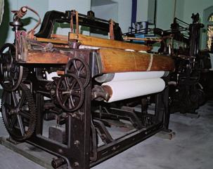 Der erste in der Schweiz hergestellte mechanische Webstuhl wurde 1842 von Caspar Honegger in Siebnen SZ gebaut. Mit der im 19.