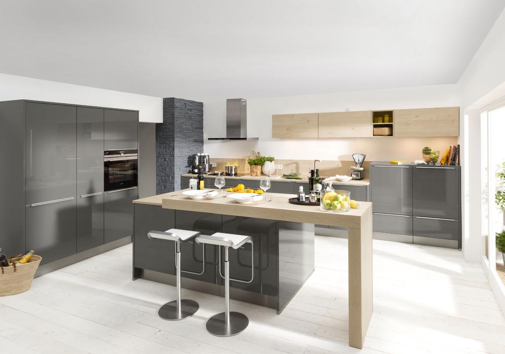 Mit Ideen Raum schaffen Creating space through ideas Dabei machen wir es Ihnen und Ihren Küchenplanern dank des genialen Maßrasters Matrix 150 besonders leicht, perfekte Küchen zu gestalten.