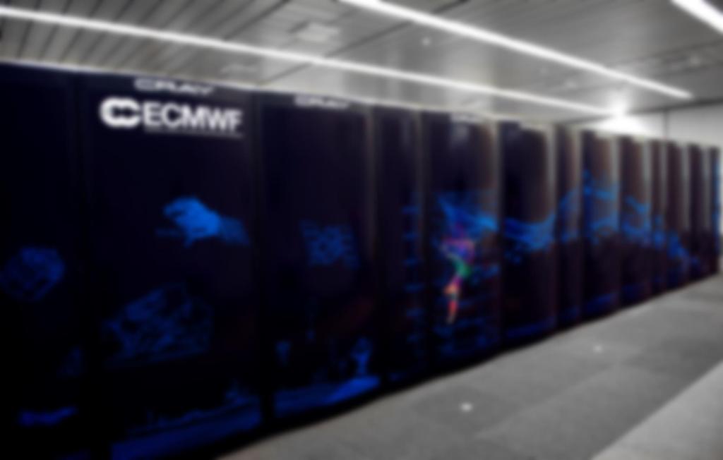 1 Wissenschaftlichkeit: Die «exakte» Berechnung der Wetterentwicklung Neues System (2 x Cray XC30) operationell seit 17 Sept 2014 Previous system New system Compute clusters 2 2 Peak performance