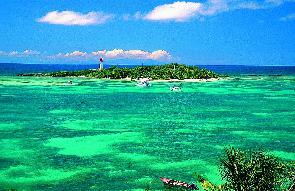 GRAND TERRE Auf dem Schmetterling Inselteil Grand Terre genießen Sie den karibischen Strandurlaub am