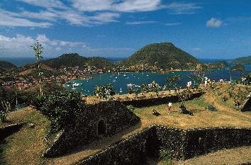 per Schiff von Guadeloupe entfernt ist ein Kalksteinplateau und ist ein Ort der Ruhe und hat seine Traditionen noch bewahrt.