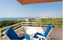 (Buffet), Lungebar mit Terrasse Tennisplätze, Innenpl, Whirlpl, Fitnessraum Nächstgelegener Strand Playa de Palma 00 m