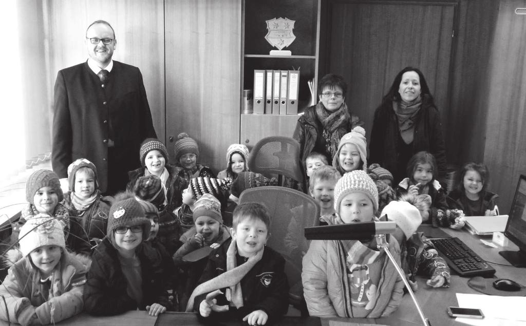 Einen ersten Blick ins Rathaus wagten die Kleinen zusammen mit ihren Kameraden vom Neuhauser Kindergarten Heilig Geist dennoch bereits in der vergangenen Woche.